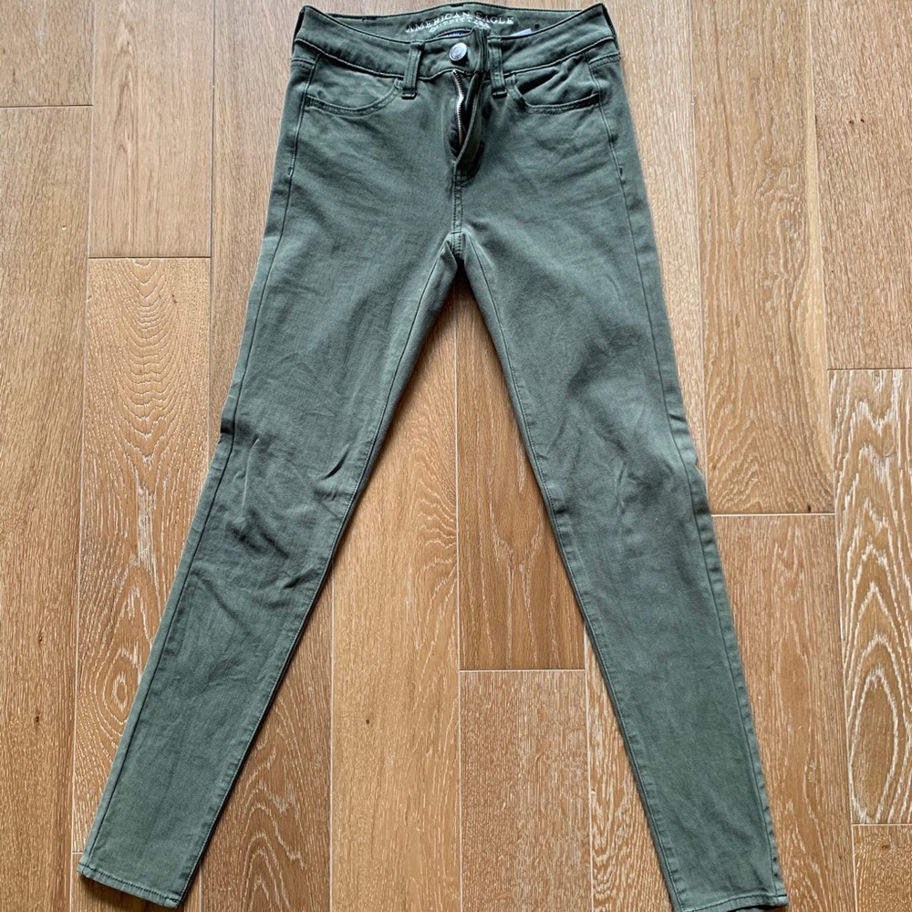 AE Olive green jeggings